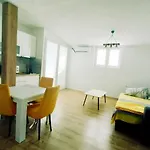 Apartment Bjanka Square