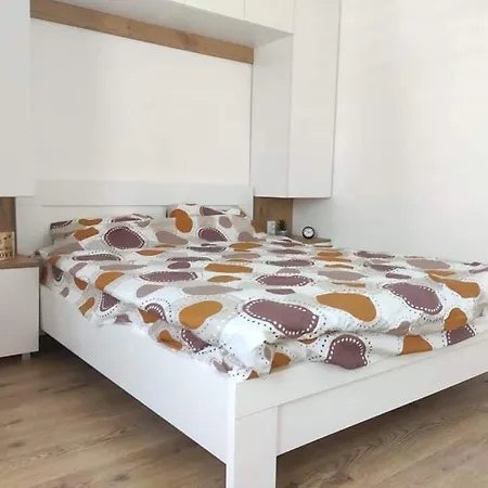 Bjanka Square Apartment