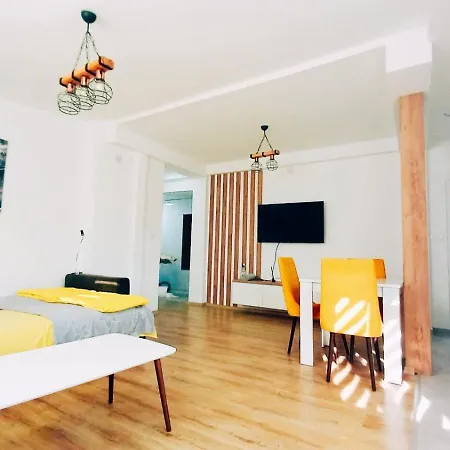 Bjanka Square Apartment